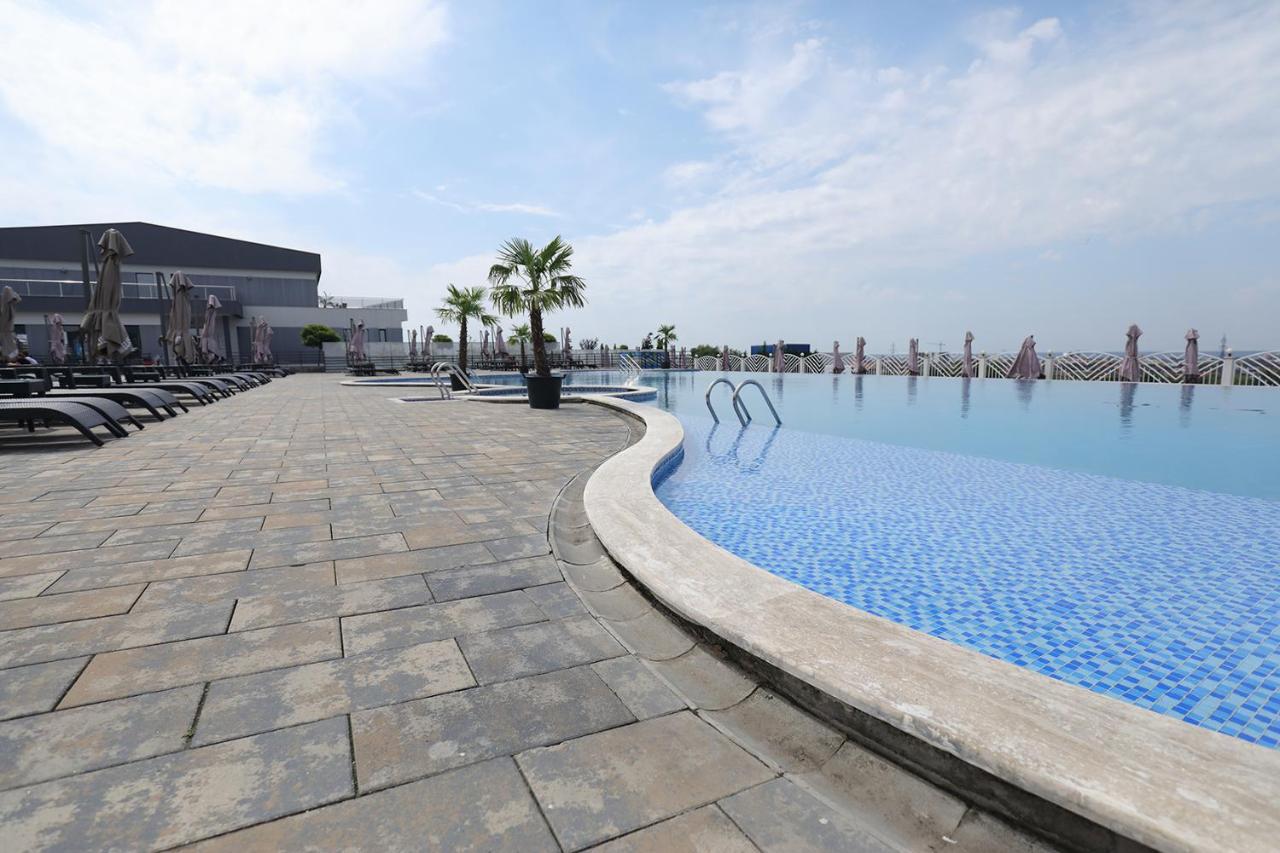Meliss Events Hotel Craiova Exterior photo